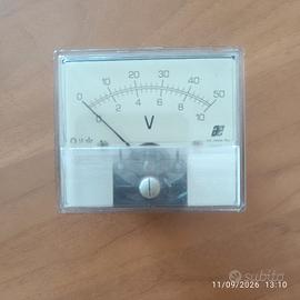 Voltmetro analogico