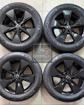 Cerchi 18 e pneumatici originali Volvo Xc40