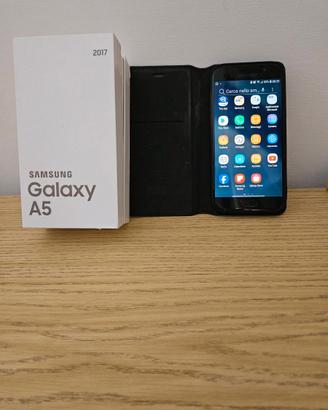 Samsung A5 cellulare
