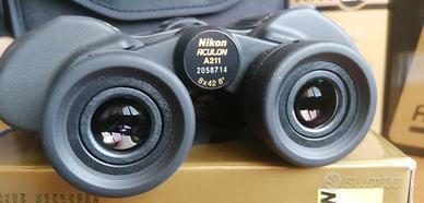 BINOCOLO NIKON 8X42