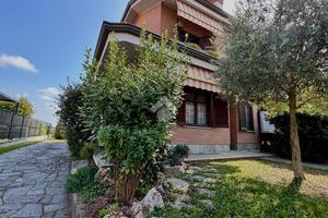 PORZIONE DI BIFAMILIARE A BORGARO TORINESE