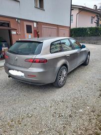 Alfa Romeo 159 1.9 Sportwagom