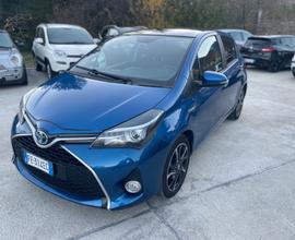 Toyota Yaris 1.5 Hybrid 5 porte Business