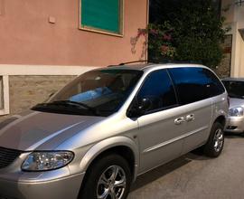 Chrysler monovolume voyager