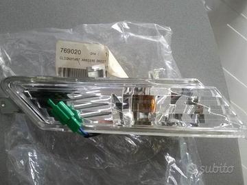 Freccia Posteriore Destra Peugeot Geopolis 769019