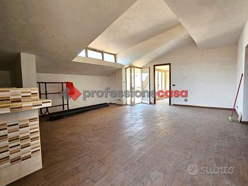 Montepalma - 3 Vani Ristrutturato con Terrazzo