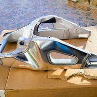 Aprilia RSV4 1100 Factory, RICAMBI.