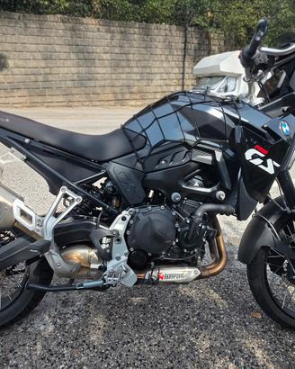BMW f900 gs