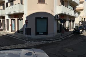 Locale Commerciale in Centro