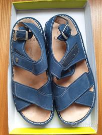 Sandali Finn Comfort