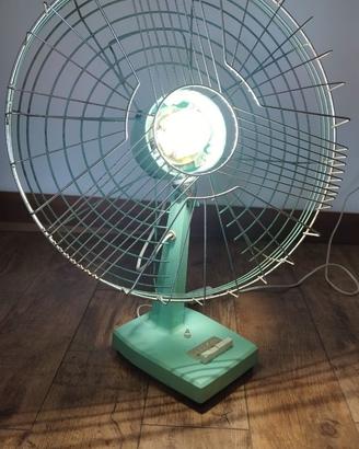 Pezzo unico: lampada su struttura vintage
