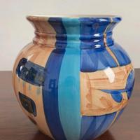 Vaso in ceramica dipinto a mano
