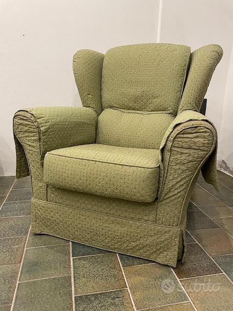 Poltrone Bergere Poltrone Rivestite Di Stoffa Vecchie Sedie