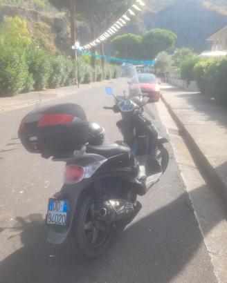 Aprila Scarabeo 250