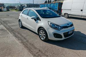 Kia Rio 1.4 CRDi 5p. Cool