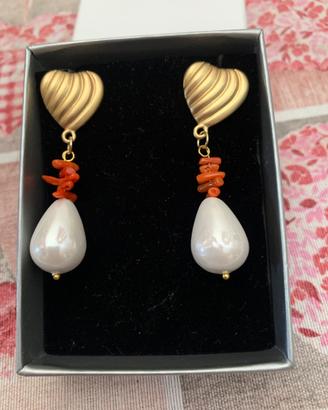 Orecchini di corallo rosso sardo