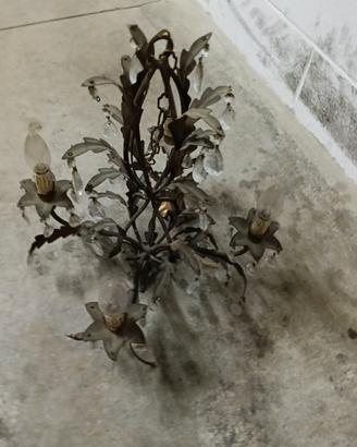 Lampadario in ferro battuto