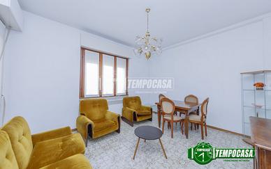 Pero - 3 Locali con cucina Abitabile!