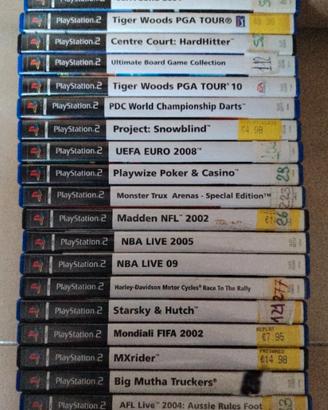 set 19 videogiochi titoli assortiti in foto 