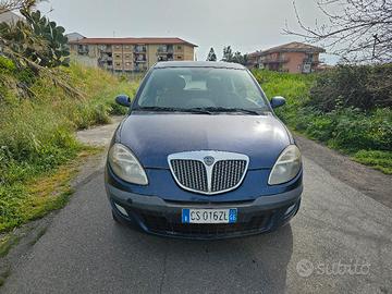 Lancia Y 1.2 16V 