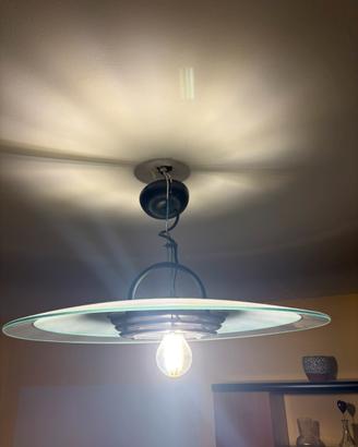2 Lampadari in vetro a piatto con cornice nera