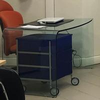 Scrivania cristallo curvata design anni 70 Vintage