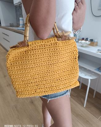 borsa uncinetto con manico in bambù 