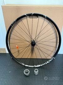 RUOTA POST. Dt Swiss XR 1501 SPLINE ONE 29" 22.5mm
