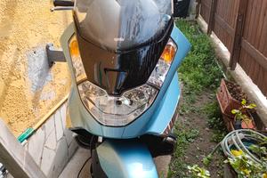 scooter Aprilia Atlantic 500