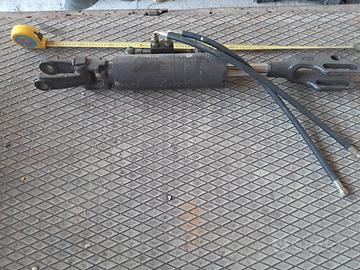 Braccio laterale trattore Fiat