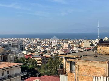 CASA SEMINDIPENDENTE A REGGIO DI CALABRIA