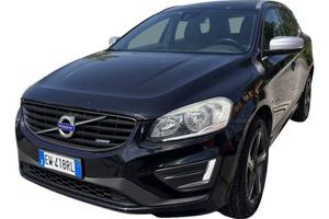 VOLVO XC60 D4 AWD Geartronic R-design Momentum