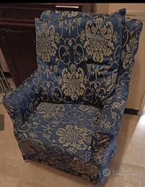 Poltrona in stoffa comodissima e bentenuta