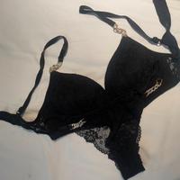 Vompleto reggiseno e tanga