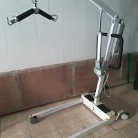 Sollevatore elettrico per disabili - mopedia -