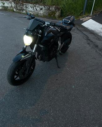 Yamaha mt-07