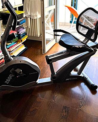 Cyclette con schienale