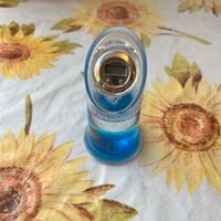Oggetto decorativo moderno blu