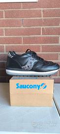 Saucony