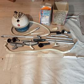 Aspirapolvere design vintage Hoover