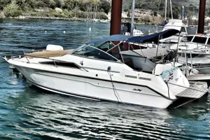 SEMICABINATO SEA RAY 240 - REFIT 2020/2021