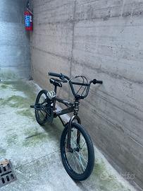 Bicicletta bmx