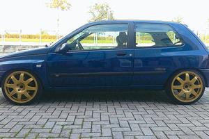 Clio williams