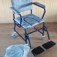 SEDIA COMODA CON ROTELLE E WC - VERMEIREN