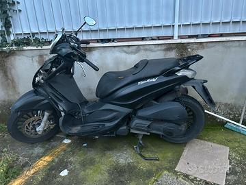 Piaggio Beverly 300 cc (incidentata)