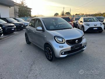SMART ForFour 70 1.0 Passion