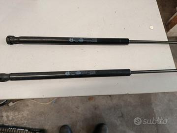 COPPIA PISTONCINI COFANO POSTERIORE LANCIA YPSILON