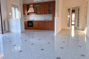 Trilocale zona mercato