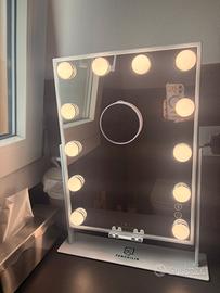 Specchio trucco da tavolo con bluetooth 36x47  cm