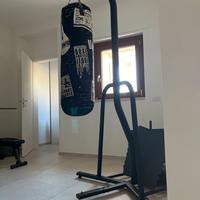Supporto per sacco boxe